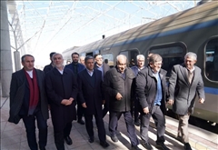 ورود اولین قطار آزمایشی به ایستگاه راه آهن اردبیل